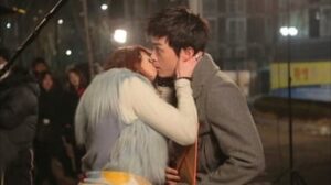 Flower Boy Next Door Specials. Sezon 2. Bölüm izle