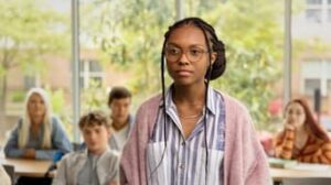 Naomi 1. Sezon 1. Bölüm izle Naomi 1. Sezon 1. Bölüm izle