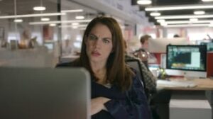 Inventing Anna 1. Sezon 7. Bölüm izle Inventing Anna 1. Sezon 7. Bölüm izle